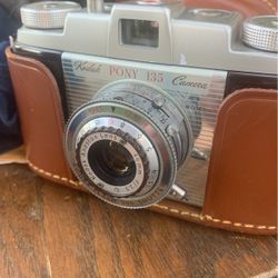 Kodak PONY 135 Anaston Lens.