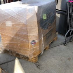 Clothing Pallet