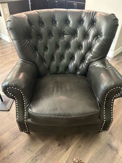 Chesterfield single chair , $1 or FREE!