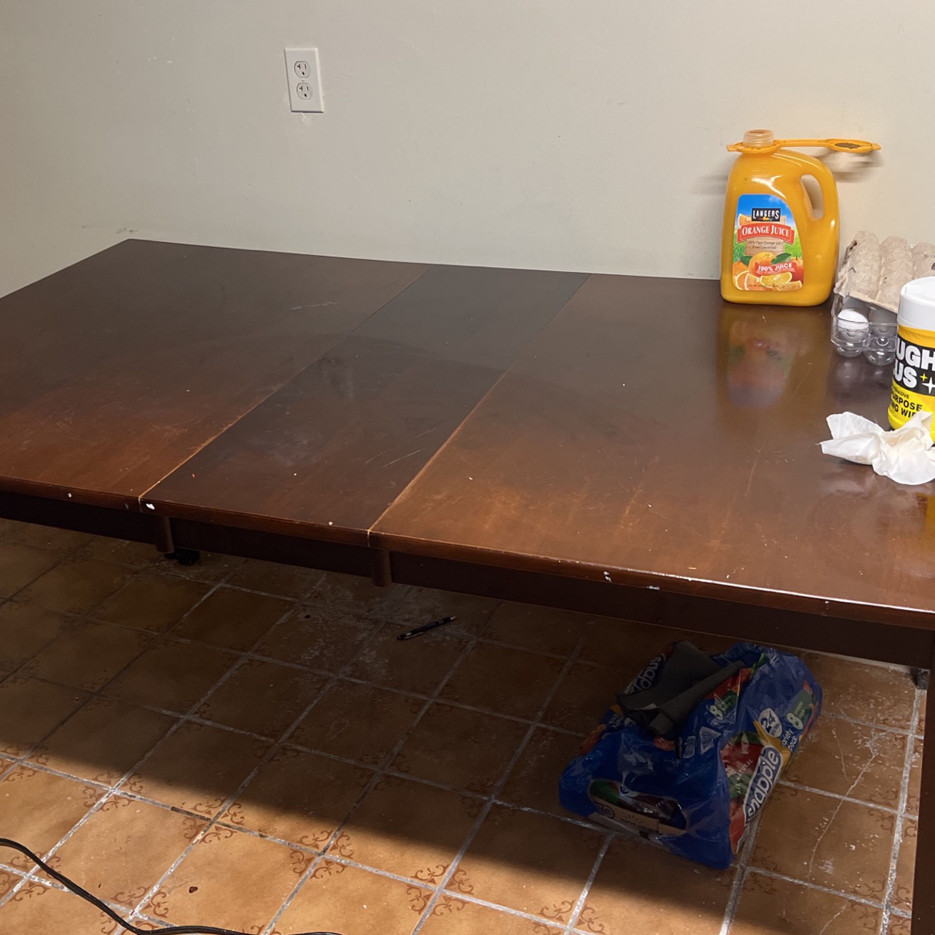 Table (no Chairs) FREE