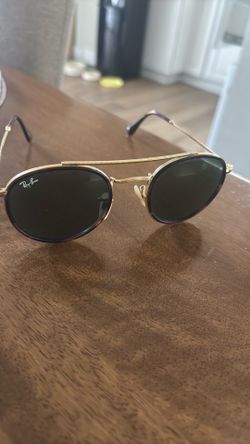 Sunglasses. Ray-Ban