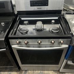 Gas stove brand Samsung 30 inch used we warranty on sell !! 