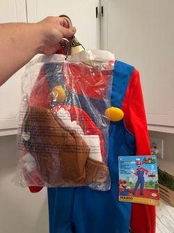 Super Mario costume