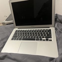 2012 MacBook Air Core i7