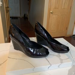 Black Wedge Pumps Size 9