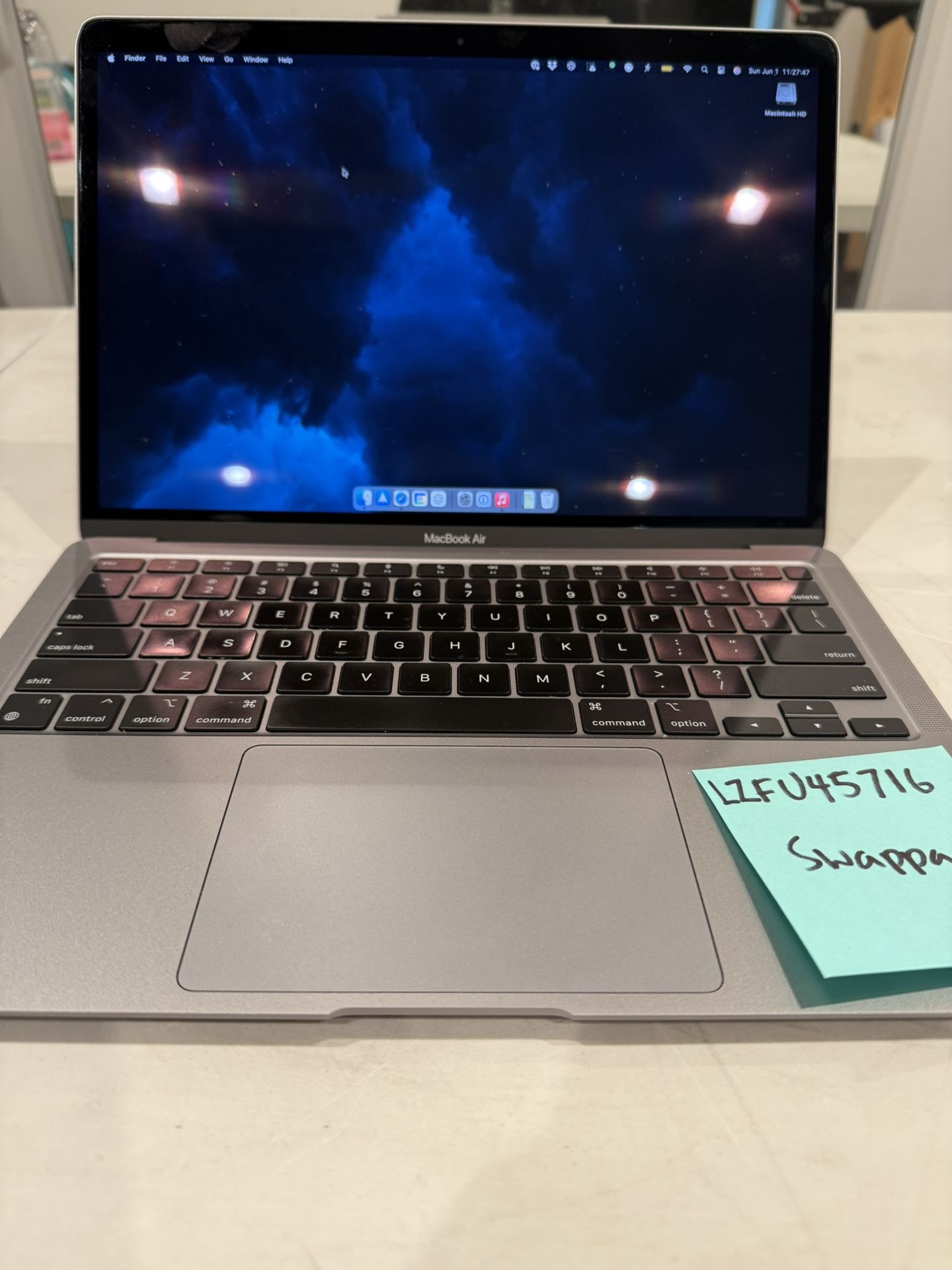MacBook Air M1 1TB, 16 GB