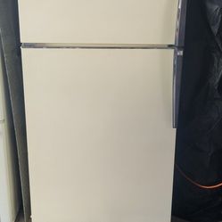 KENMORE REFRIGERATOR 