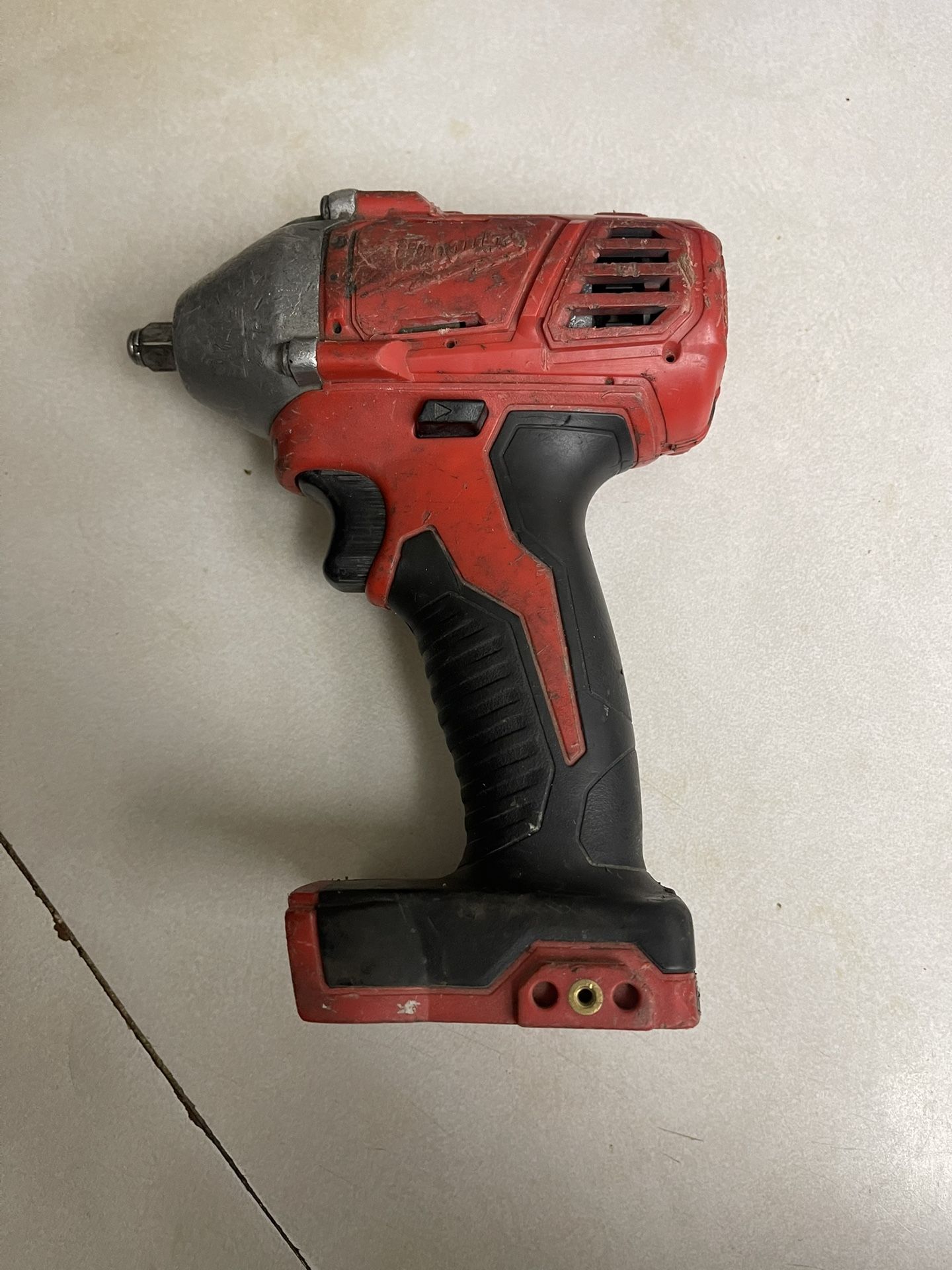 Milwaukee M18 18V Lithium-Ion Cordless 3/8” Impact Wrench (Tool-Only)