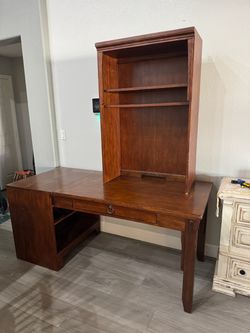 Wood Desk with Hutch Bookshelf