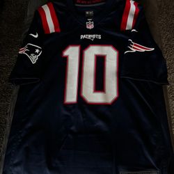 Mac Jones Patriots Jersey 