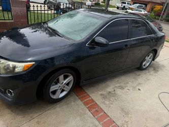 2014 Toyota Camry SE