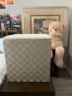 Woven Storage Ottoman with Cushioned Lid