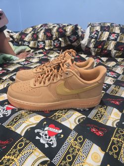 Air force 1.  10 1/2