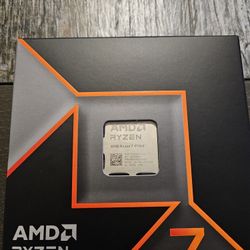 AMD Ryzen™ 7 9700X 8-Core, 16-Thread Unlocked Desktop Processor