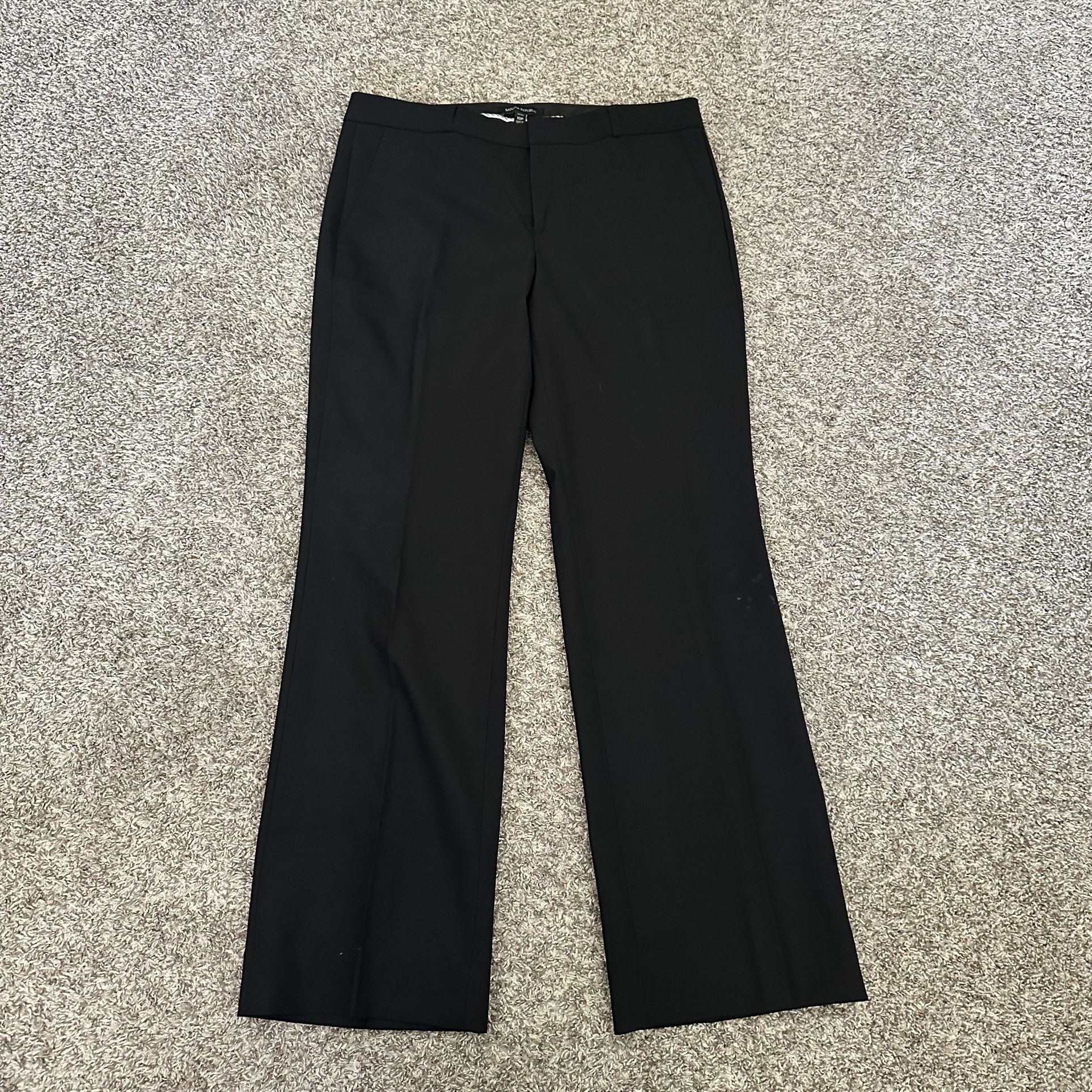 Woman's Banana republic petite Logan pants