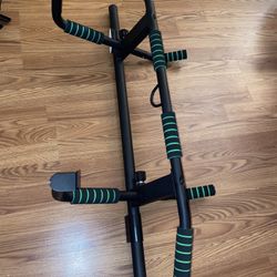 Doorway Pull-Up Bar