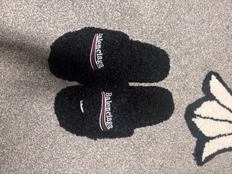 Size 13 balenciaga slides