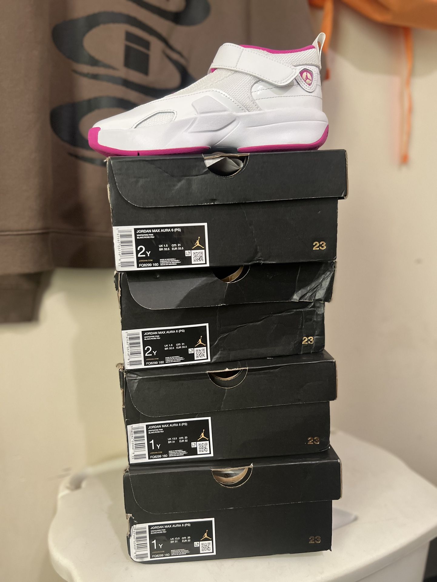 Jordan Max Aura 6