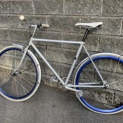 Single Speed Schwinn In Great Condition Ready To Ride 