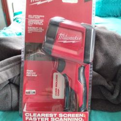 BRAND NEW Milwaukee 10:1 Infared Temperature Gun
