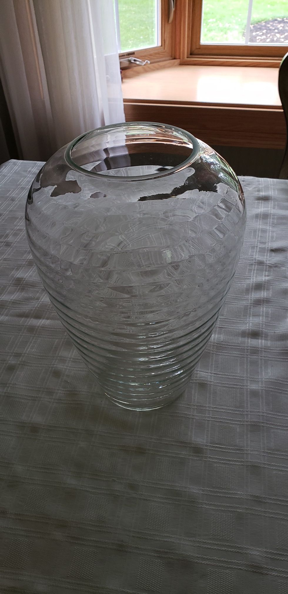 Vase flower pot urn