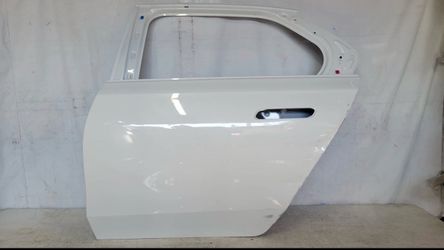2023-2024 BMW 740I I7 REAR LEFT SIDE DOOR OEM