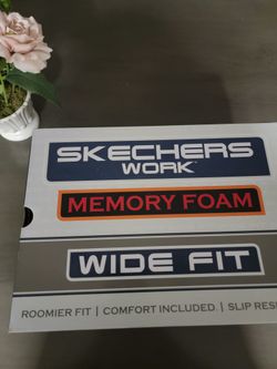 Sketchers Work Shoes 7.5 women