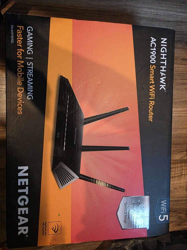 NETGEAR Nighthawk AC1900 Smart WiFi Router – Dual Band Gigabit (R6900-100NAS)
