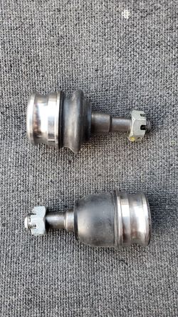 2015 subaru xv crosstrek lower ball joints