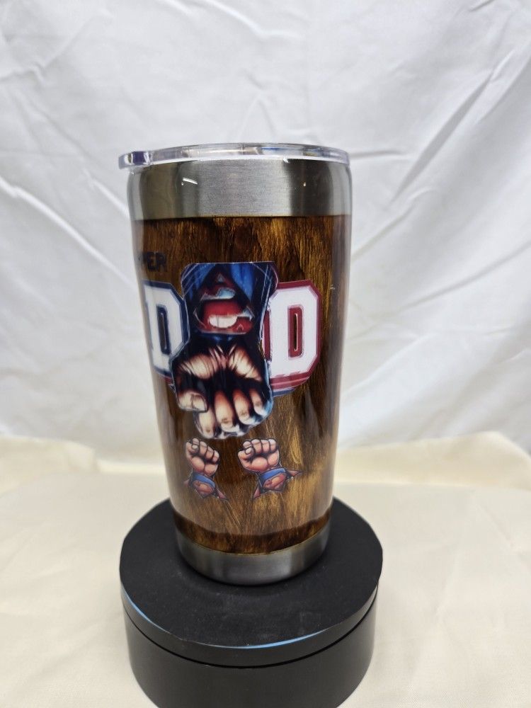 Super Dad 20 oz Tumbler – Superman 3 Fist – Painted Wood Grain Look – Epoxy Sealed