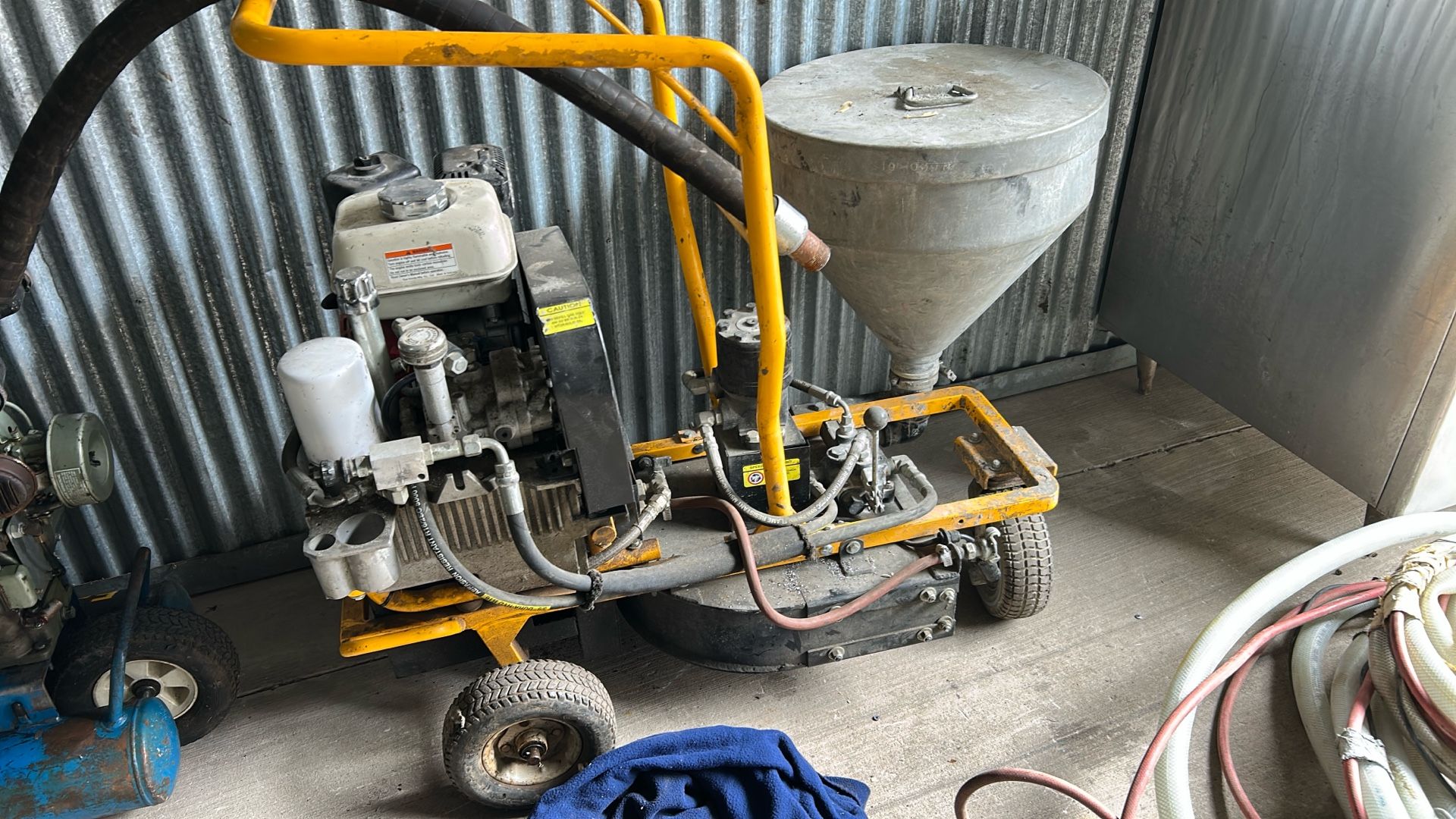Honda Concrete Machine