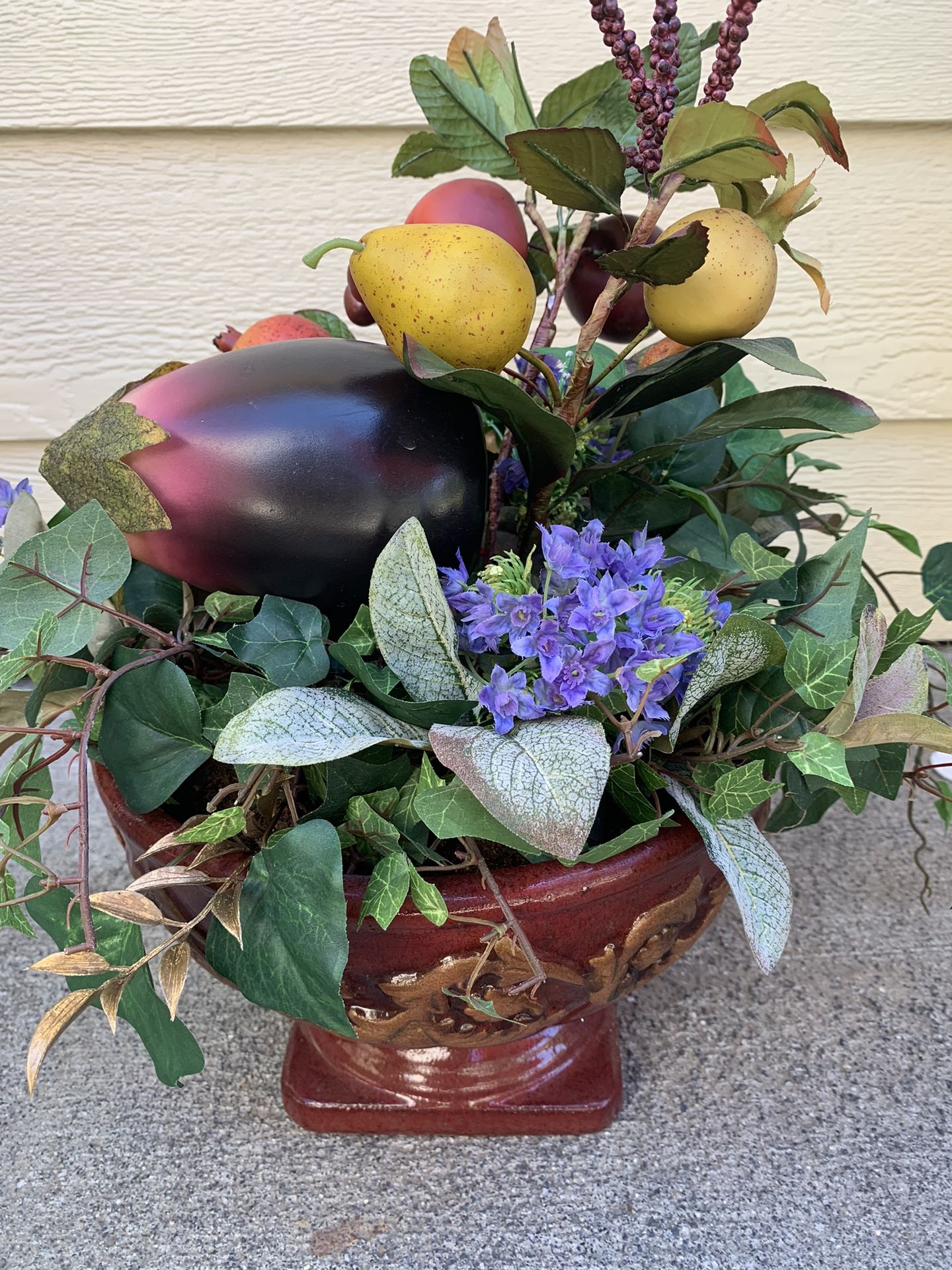 Vase And Faux Fruit/plants 