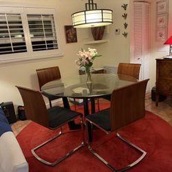 Dining Room Set 4 cantilever chairs And Table