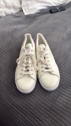 New women’s Stan Smith Adidas size 9.5