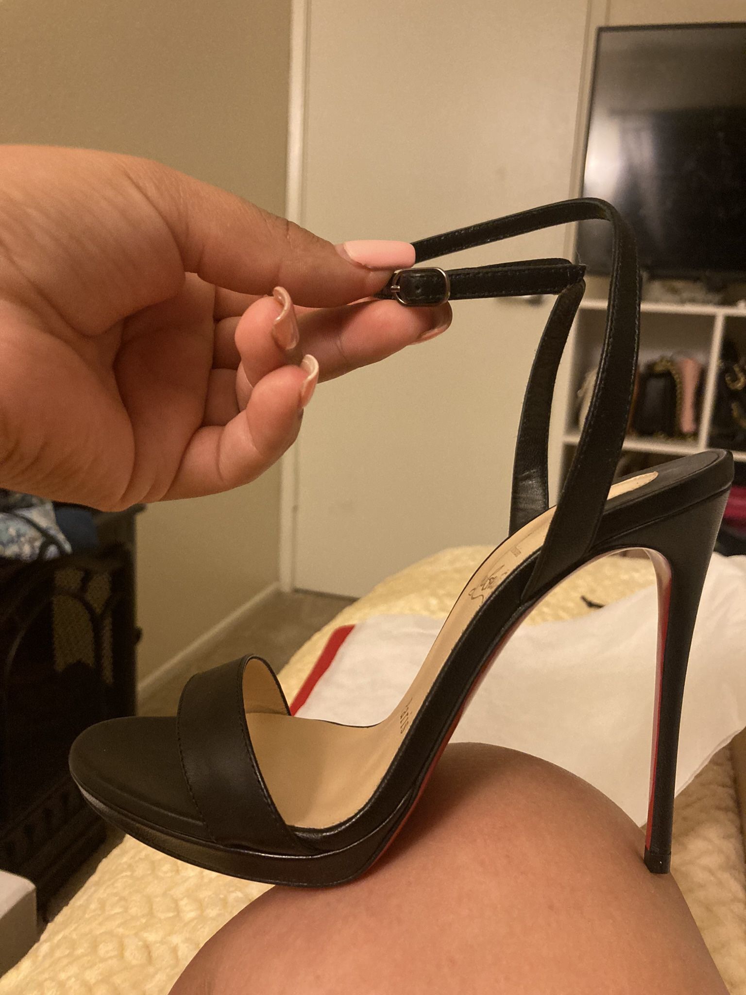 Pumps/ High Heals 