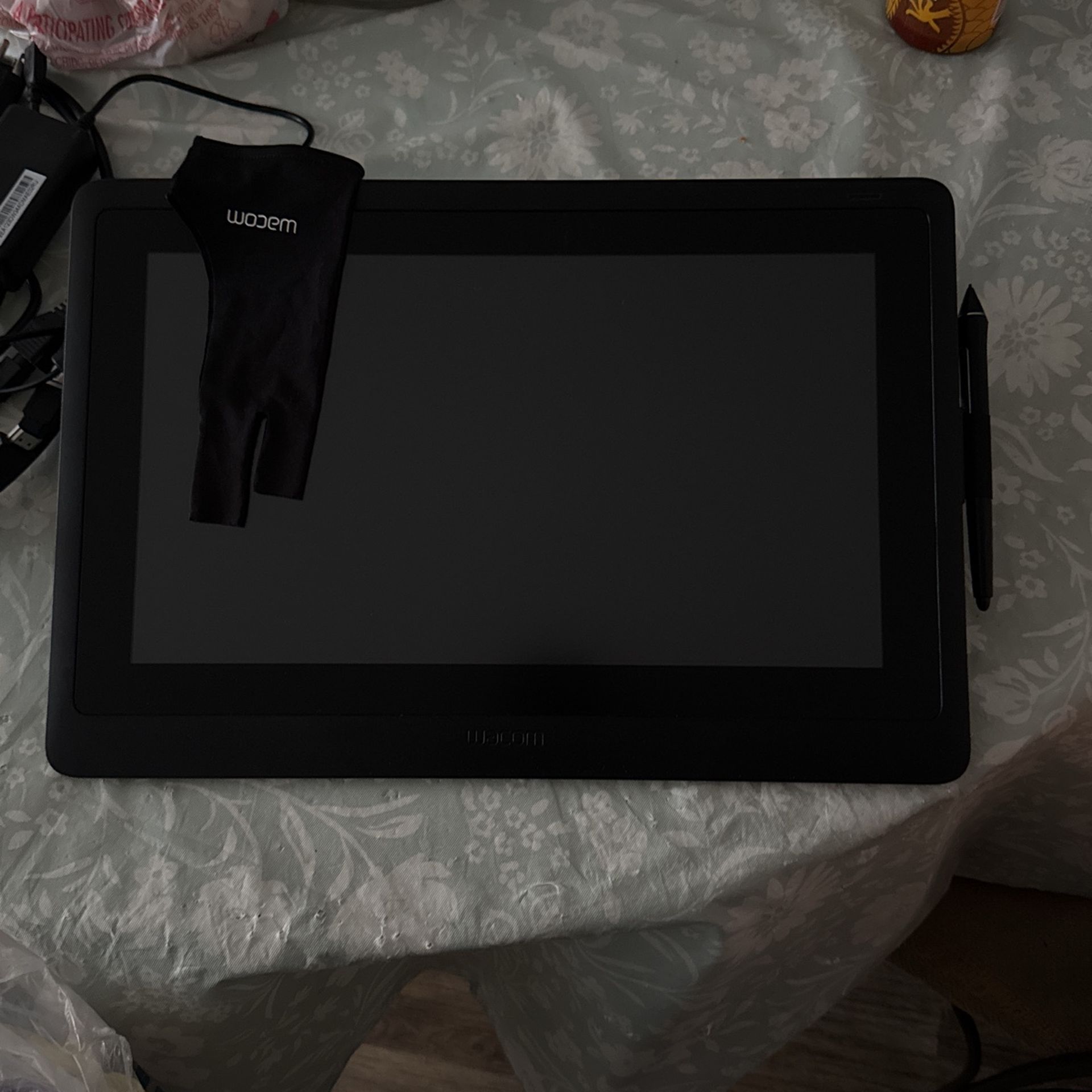 Wacom Cintiq 16 Drawing Tablet
