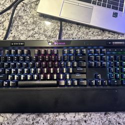 Corsair K95 Platinum (MX Speed)