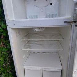 FREE DELIVERY REFRIGERATOR $150 OBO
