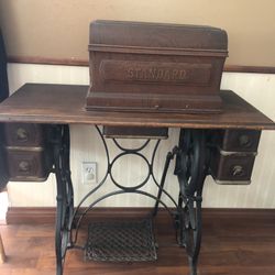 Singer Treadle Sewing Machine