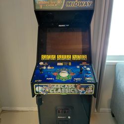 Arcade1Up Golden Tee 3D Golf cabinet