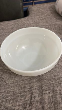 Vintage Fire-King White Milk Glass 8” Bowl – Oven Ware