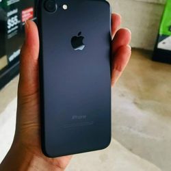 iPhone 7 32GB Unlocked-$129
