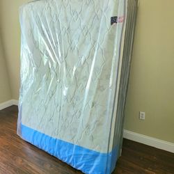 NEW QUEEN PILLOW TOP MATTRESS AND BOX SPRING -- Also Available In All Sizes.