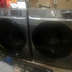 Samsung Smart Washer/Dryer Set
