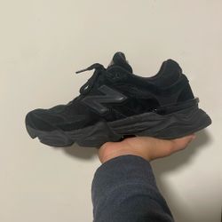 New Balance 9060 Size 10.5