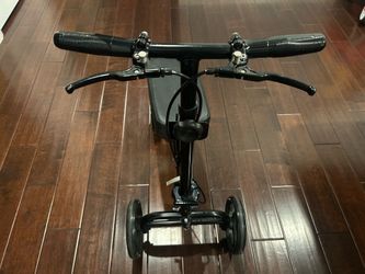 Knee Scooter
