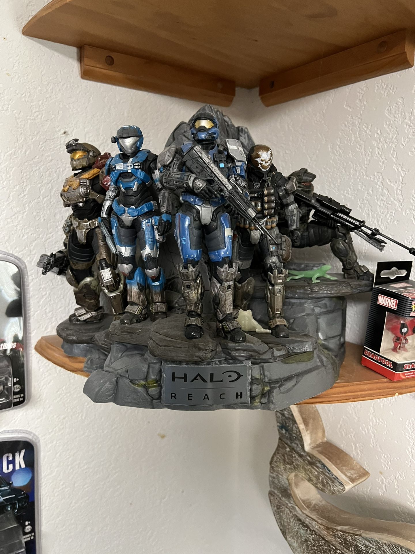 Halo Reach Collectors Statue
