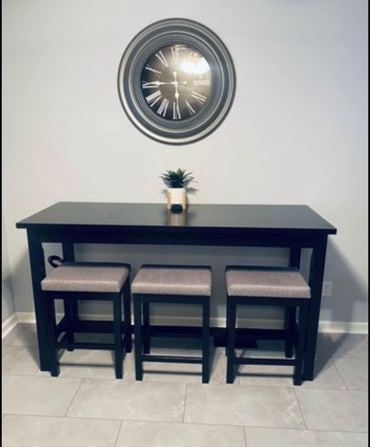 Tall Dinning Table 