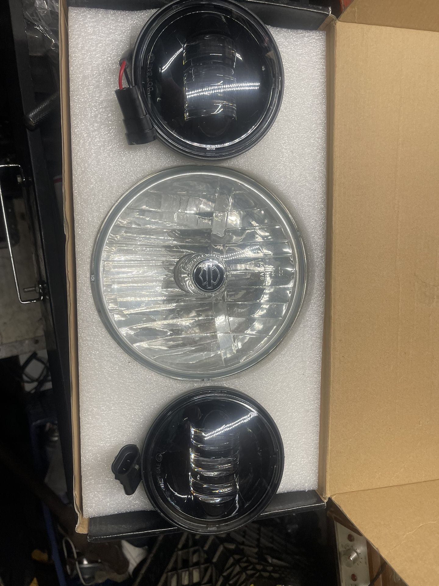 Two New Led Pass Fog Lights And Oem Headlight