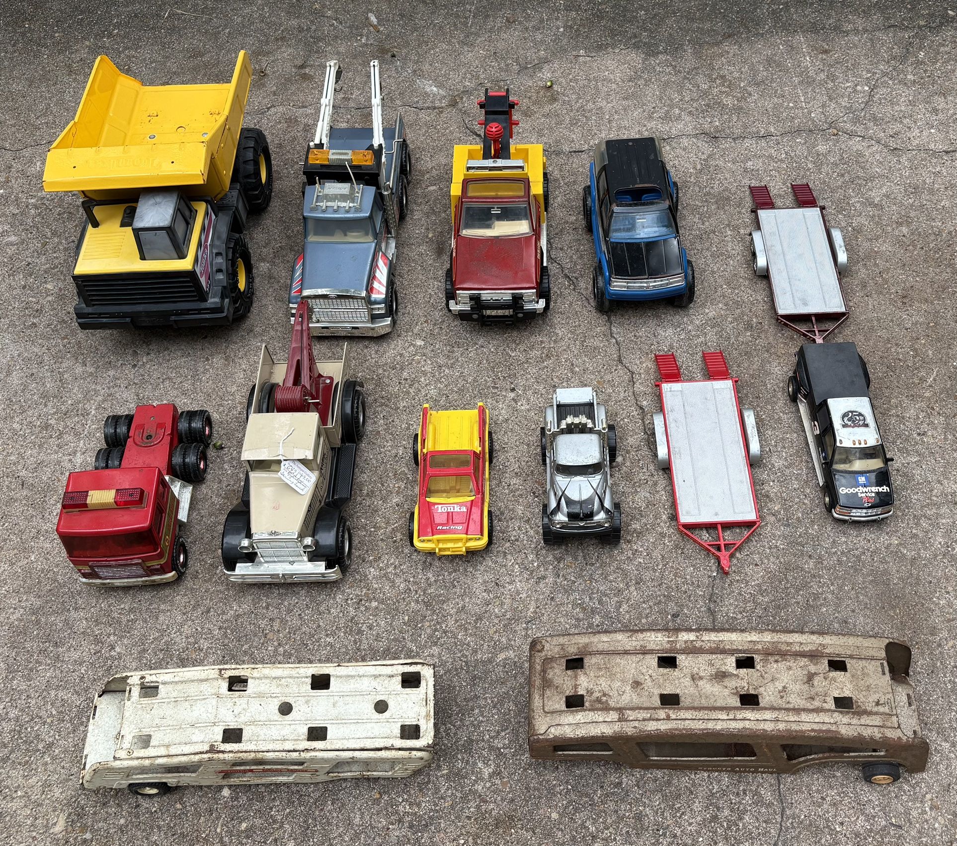 Tonka Trucks 